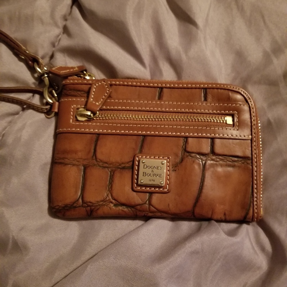 Wallet  Dooney &Bourke